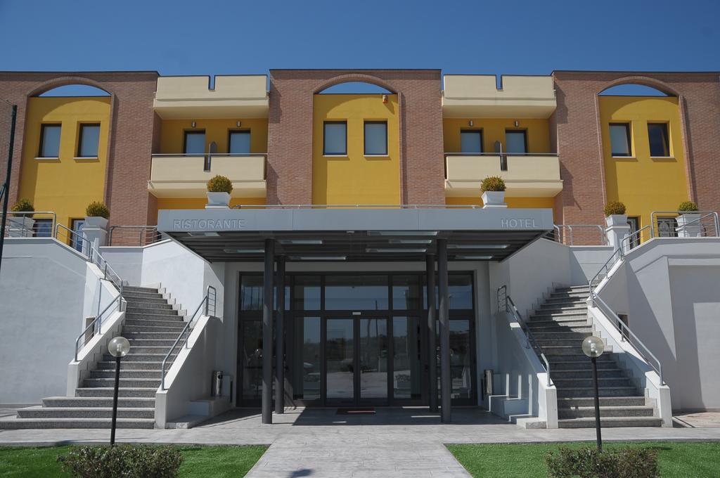 Hotel La Tavernetta Καμπομπάσο Εξωτερικό φωτογραφία